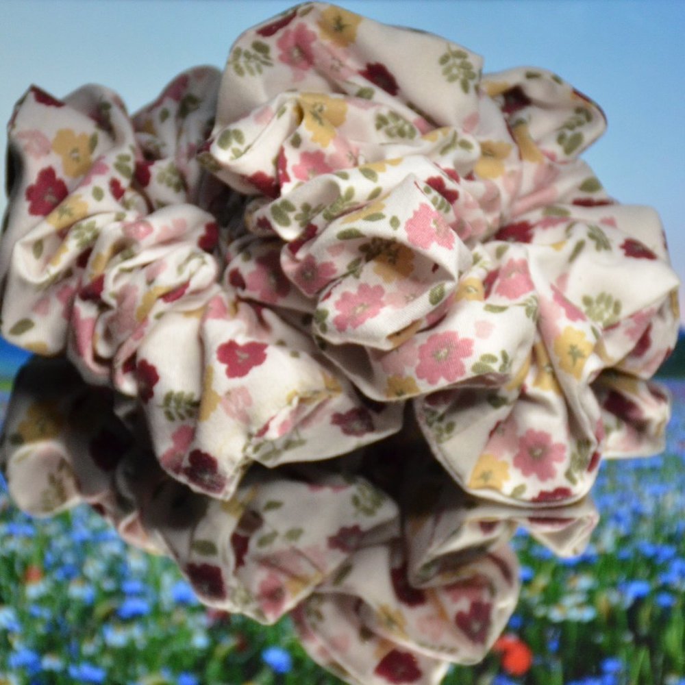 Spring Collection Scrunchies - Picture 5 of 12